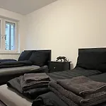 Appartamento Cozy Center Designer For 10 People