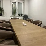 Appartamento Cozy Center Designer For 10 People