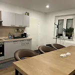 Cozy Center Designer For 10 People * Wiener Neustadt
