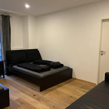 Cozy Center Designer For 10 People شقة وينر نويشتاد