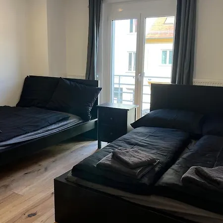 Cozy Center Designer For 10 People * وينر نويشتاد