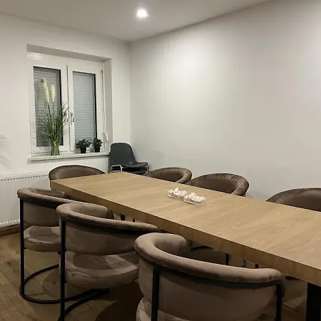 شقة Cozy Center Designer For 10 People *