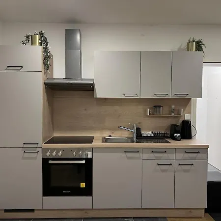Cozy Center Designer For 10 People شقة