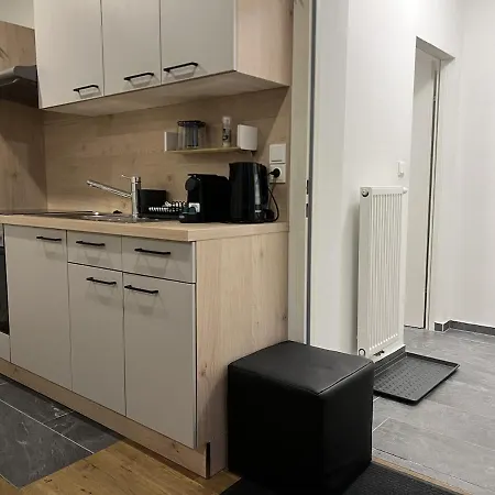 Cozy Center Designer For 10 People وينر نويشتاد