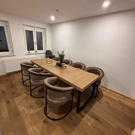 شقة Cozy Center Designer For 10 People *