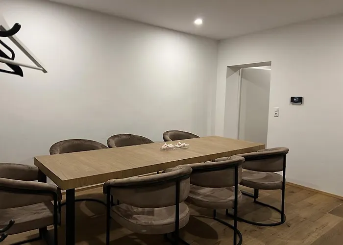 Apartment Cozy Center Designer For 10 People